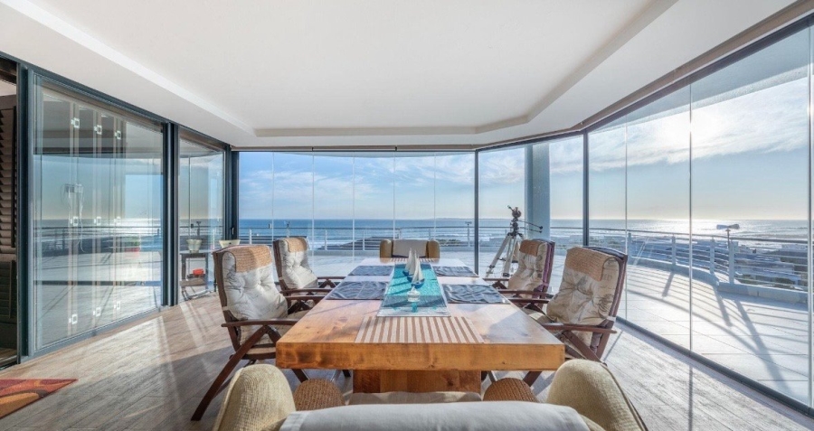 3 Bedroom Property for Sale in Bloubergstrand Western Cape